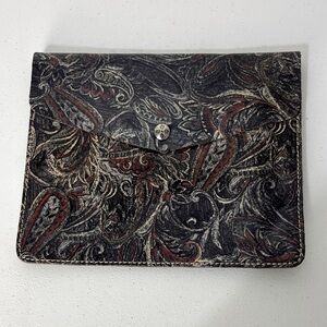 Patricia Nash Avellino Gray Paisley Leather iPad Tablet Sleeve Clutch Purse